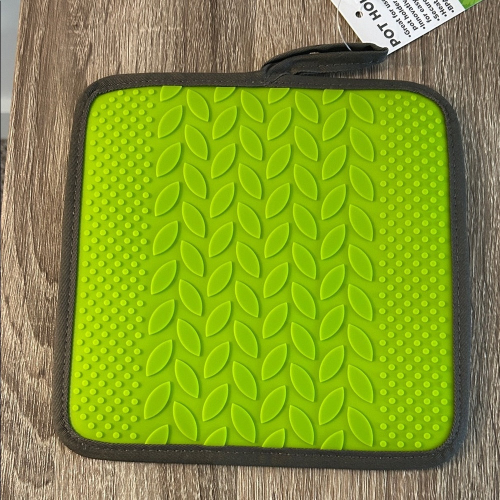 Leaf Pattern Green Silicone Pot Holder